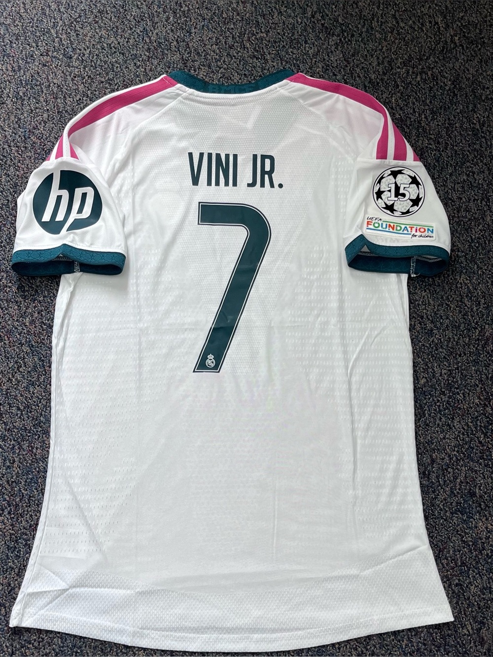 VINI JR. 7 REAL MADRID 26/27 HOME PLAYER VERSION JERSEY (XL)